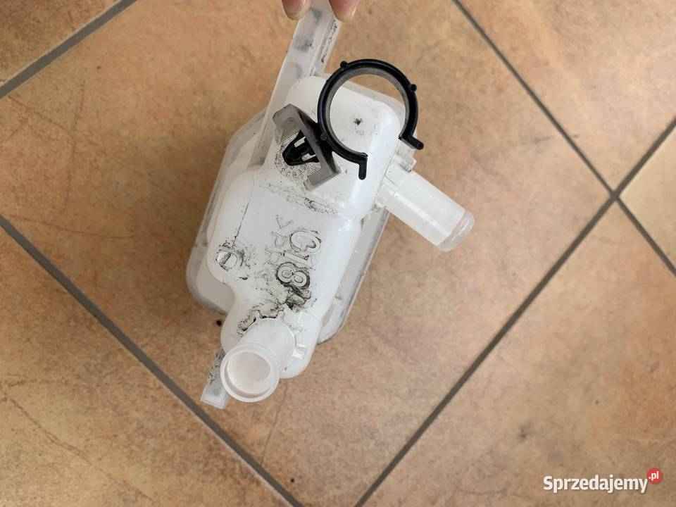 ZBIORNICZEK WYRÓWNAWCZY Toyota COROLLA E21 18 mazowieckie Warszawa sprzedam