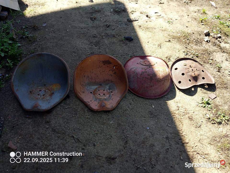 Siedziska metalowe rolnicze PRL loft hooker lubelskie Słupie