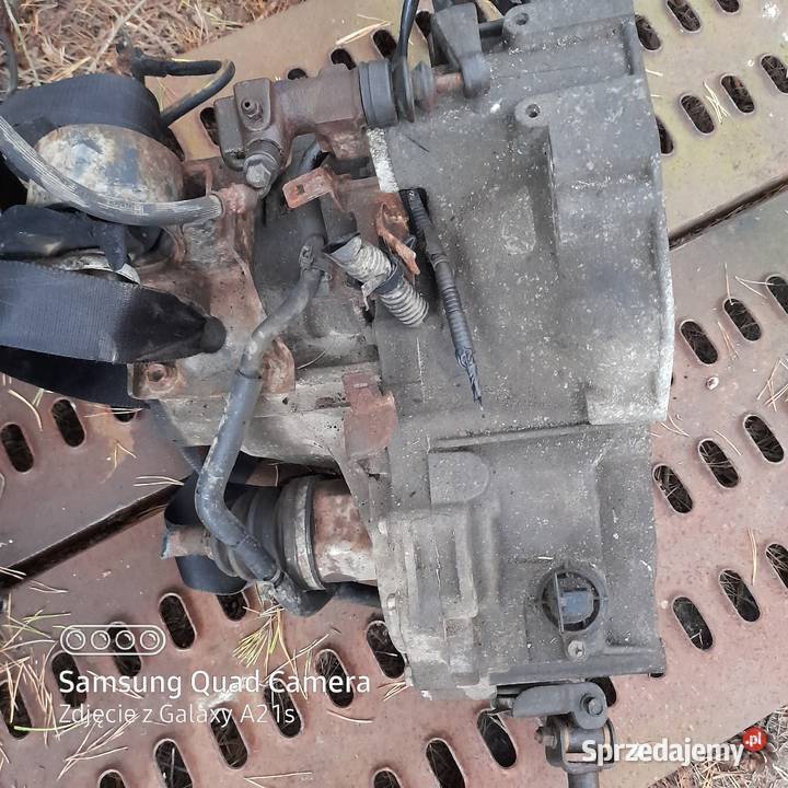 ALMERA N1615 benzynaSKRZYNIA 4M402 Jastrzębia Góra