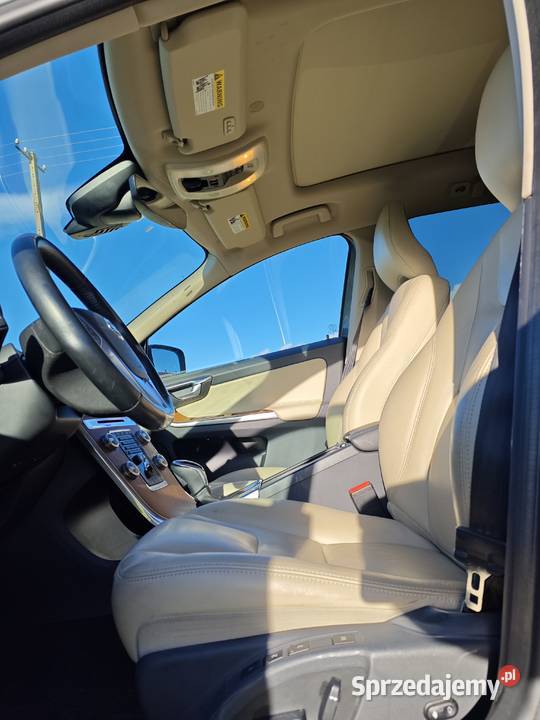Okazja Bezwypadkowe Volvo XC60 2017 2lata w