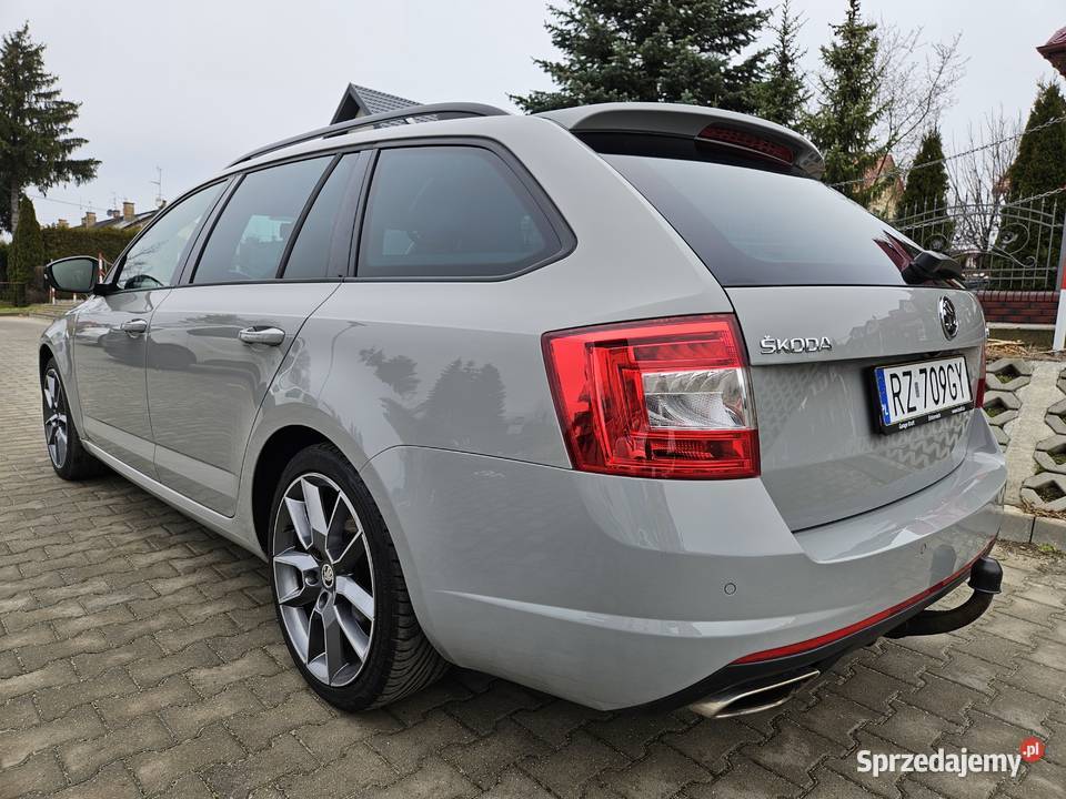 Skoda Octavia RS 2015 20 TSI 220 pełna historia elektryczne szyby