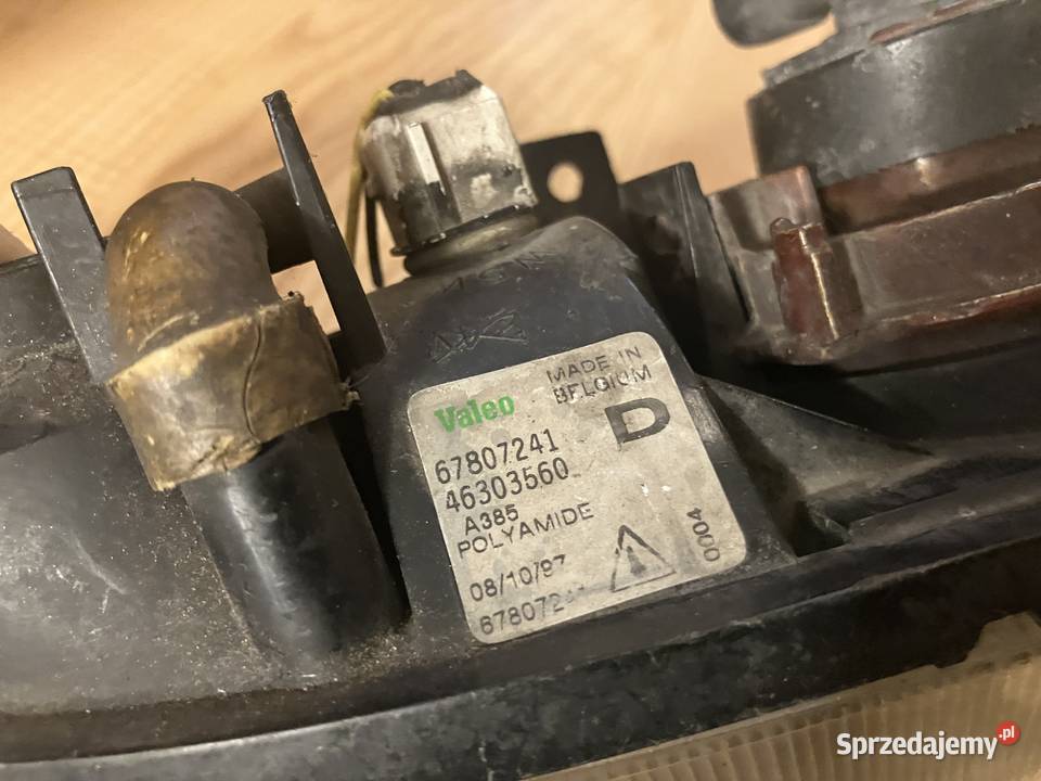 HALOGEN PRAWY PRZÓD PRZEDNI 67807241 FIAT COUPE Lampy przeciwmgielne