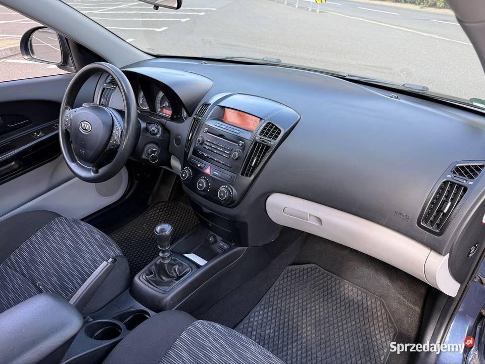 Kia Ceed 14 Benzyna 110 Niski przebieg 108k aluminiowe felgi Warszawa