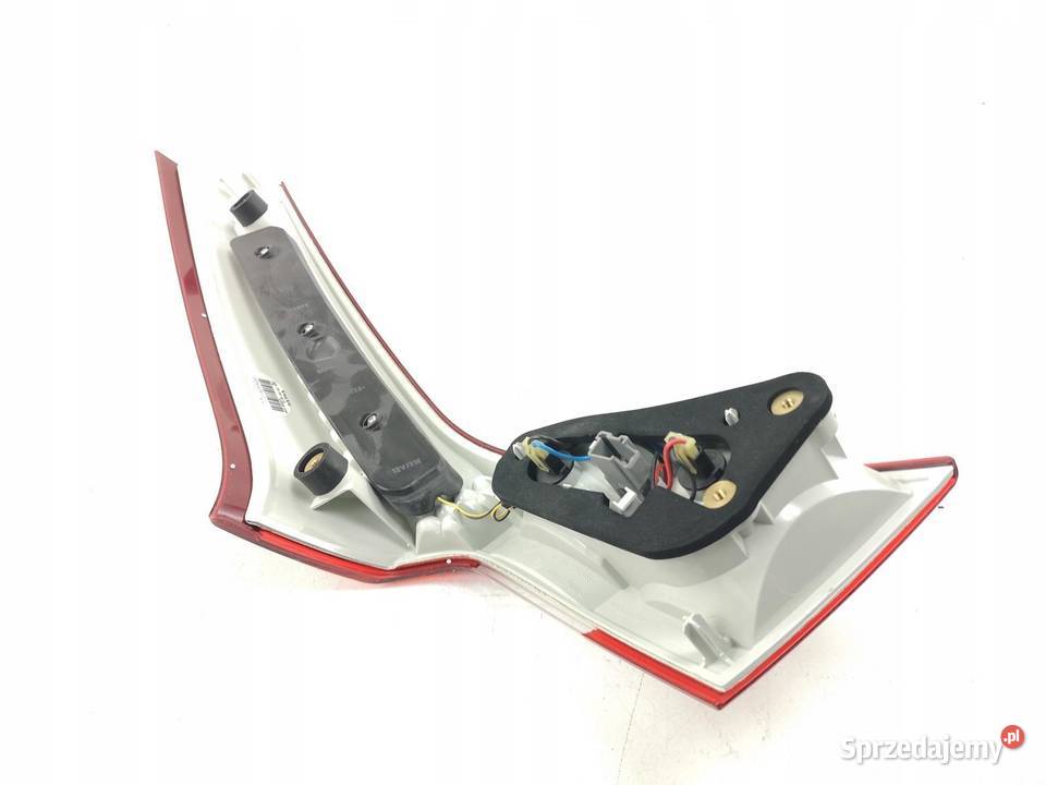 LAMPA PRAWY TYŁ VOLVO XC70 0813 V70 0810 oem