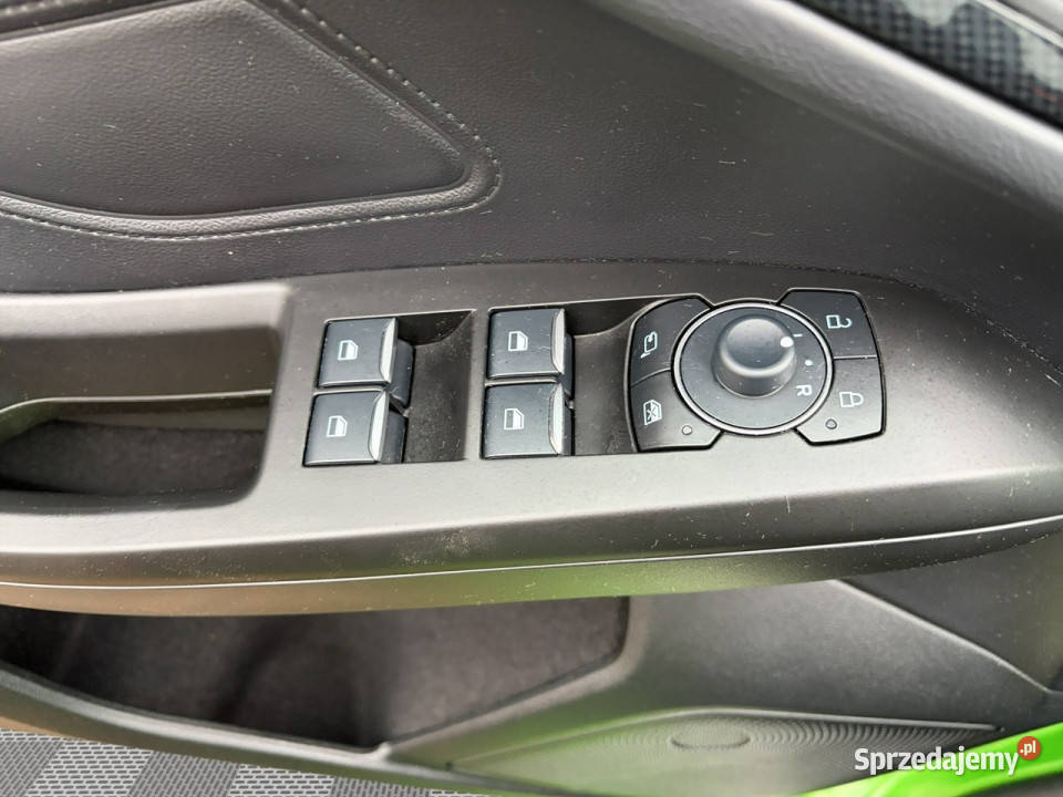 Ford Focus GD4R23623 EcoBoost ST X Pakiet zimowy kurtyny powietrzne Pępowo