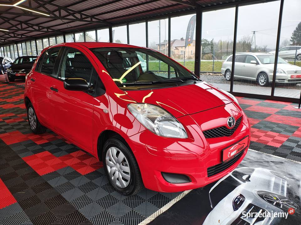 Toyota Yaris 10 Benzyna Piękny kolor Zadbany czujnik deszczu Yaris podkarpackie
