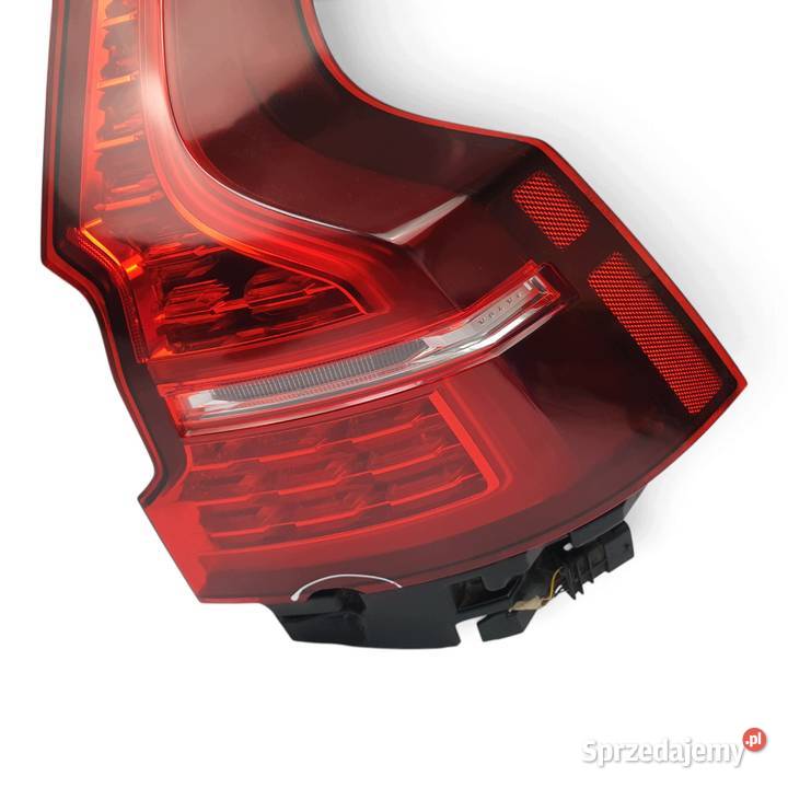 LAMPA PRAWA Volvo V60 II 20182022 tylna tylnia