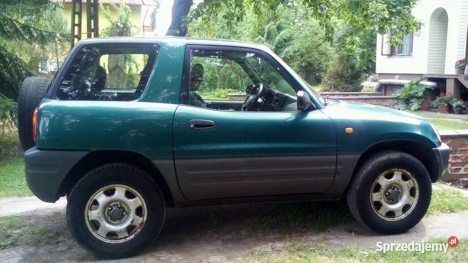 Toyota RAV4 prod 1998 Rok produkcji 1998 Świerszczów sprzedam