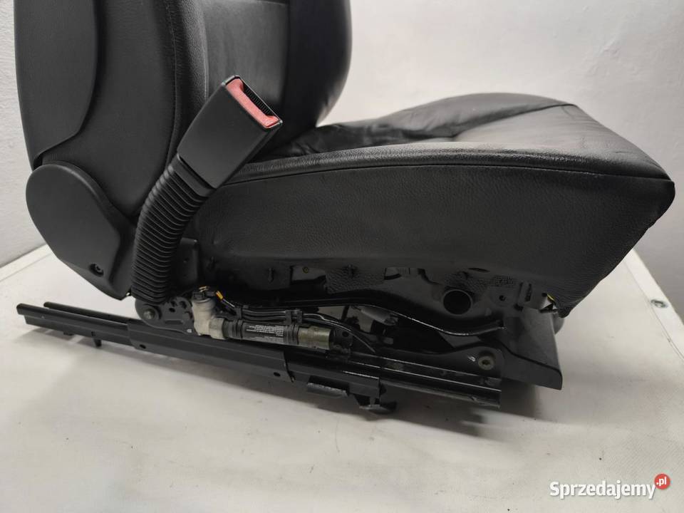 FOTEL LEWY PRZÓD SKÓRA GRZANY BMW E61