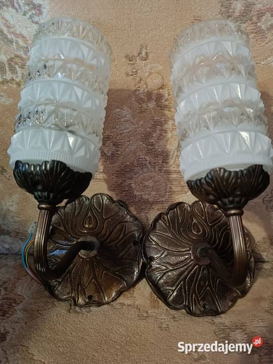 Stare kinkiety z podstawami mosiężnymi i Lipno