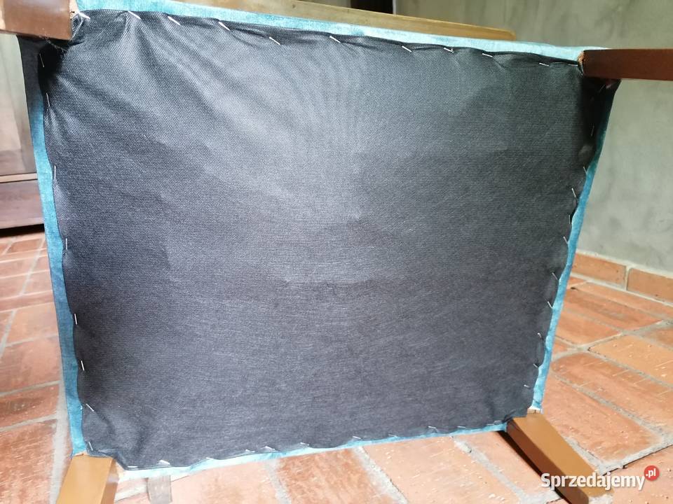 Fotel odrestaurowany Halabala welur aksamit
