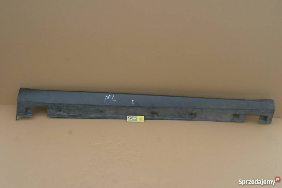 MERCEDES ML W164 LISTWA NAKŁADKA PROGU Bieleń