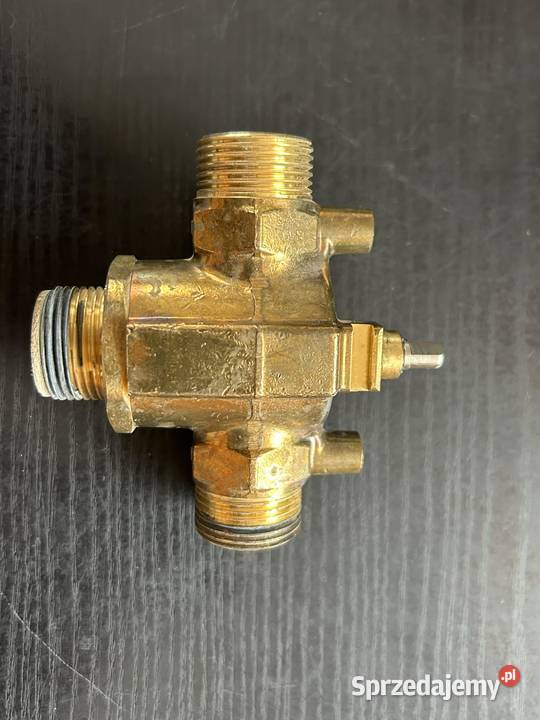 ZAWÓR 3DROGOWY Kotła Ferroli BLUEHELIX 25K50 Grabówka