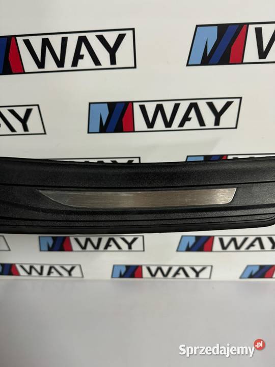 BMW F10 F11 LISTWA PROGOWA PRAWY TYŁ OSŁONA Szyby