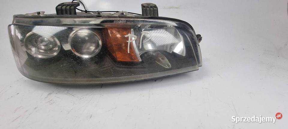 LAMPA PRAWA PRZÓD FIAT PUNTO II Lipno