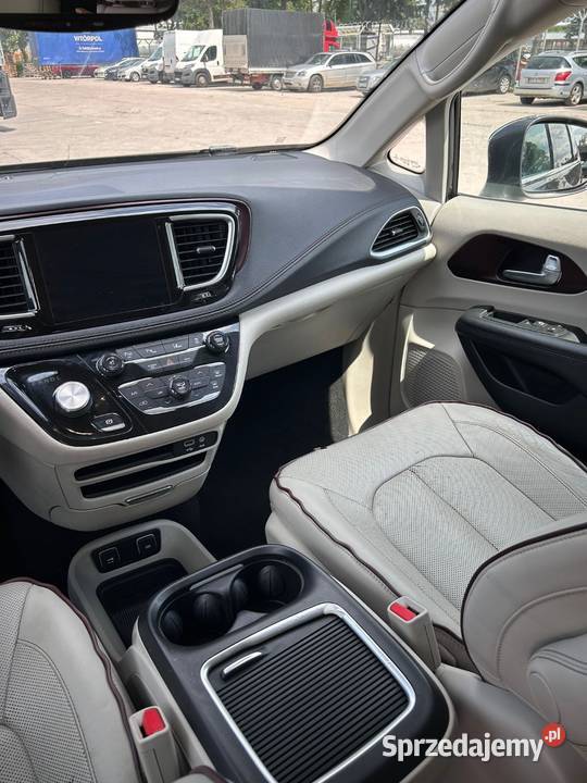 Chrysler Pacyfica 8os grudzien 16r limited Lublin