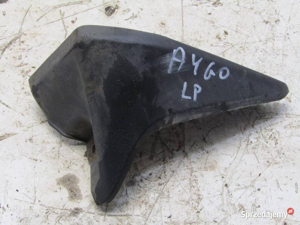 CHLAPACZ OSŁONA LEWY PRZÓD PRZEDNI TOYOTA AYGO lubelskie
