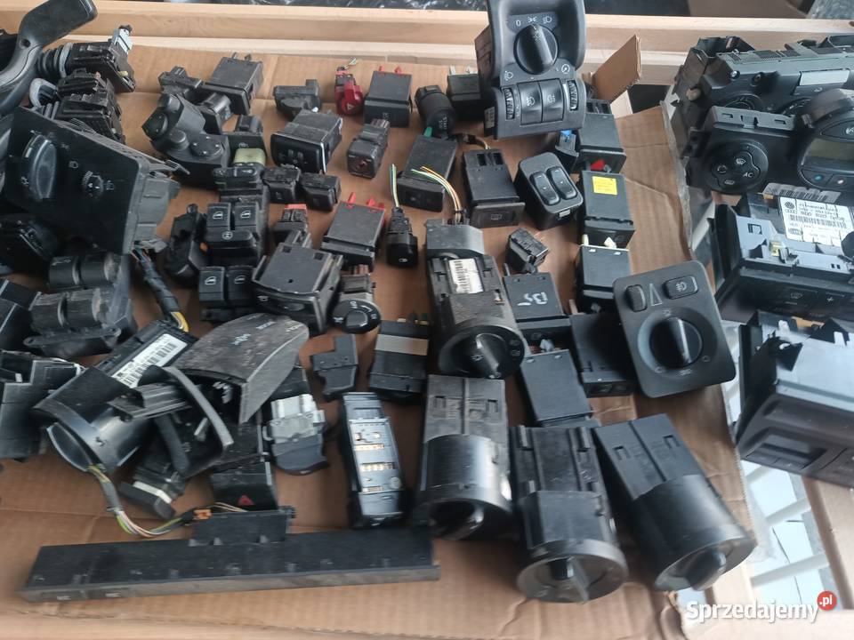 zestaw przełączniki włączniki panele 88 różne Panele sterowania, przełączniki Banino