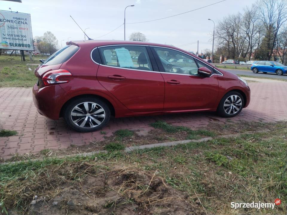 Peugeot 208 Allure 2012 r 138 82KM mazowieckie Marki sprzedam