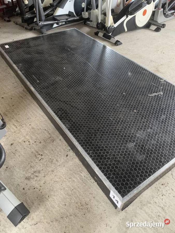 Ruchomy Podest pod ekspozycję wystawa podium Wierzbna