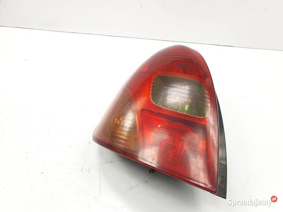 LAMPA LEWA TYŁ TOYOTA COROLLA VERSO Pozostałe kujawsko-pomorskie