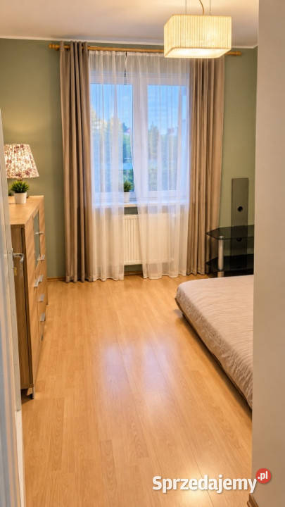 Sprzedam 2 pokoje garaż piwnica loggia 595m2