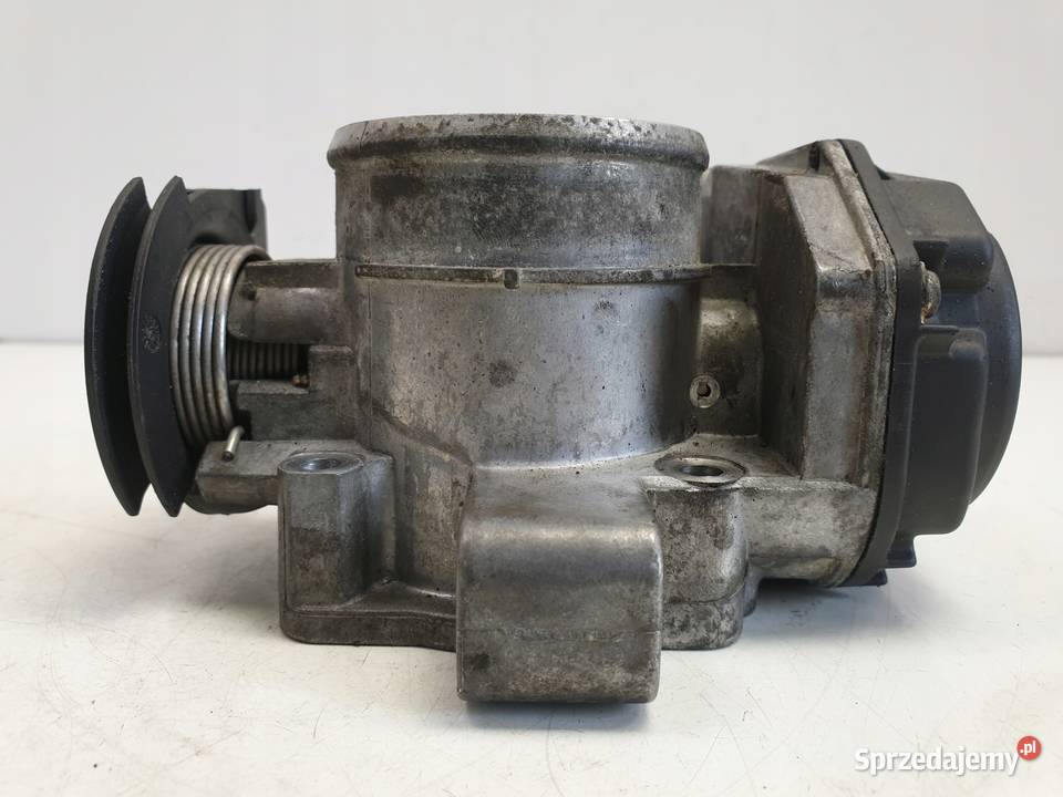 PRZEPUSTNICA VW Golf III 20 8V 037133064J Chełm