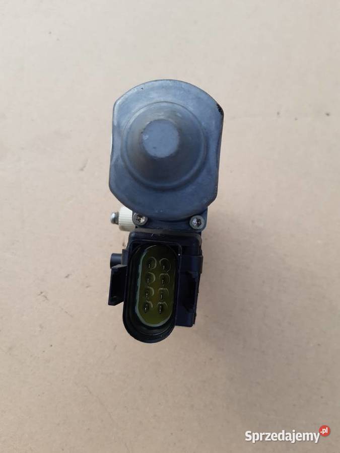 A4 B5 Silniczek szyby lewy przod sprzedam