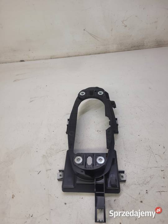 MOCOWANIE UCHWYT LEWARKA AUDI A4 B9 8W0863531 Przystajń