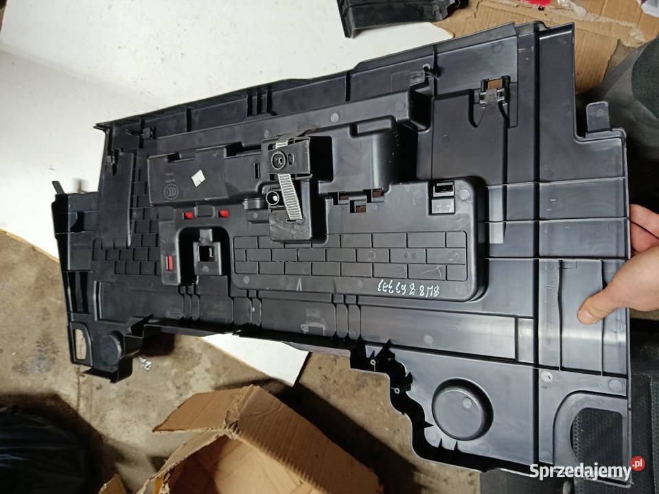 AUDI A5 A4 8W SCHOWEK NA NARZĘDZIA 8W8863373 Kościerzyna sprzedam