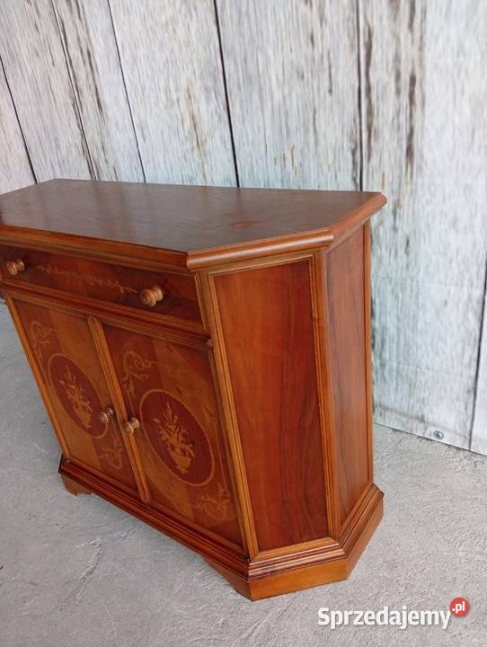 komoda z intarsją 499 Komody Byczyna sprzedam