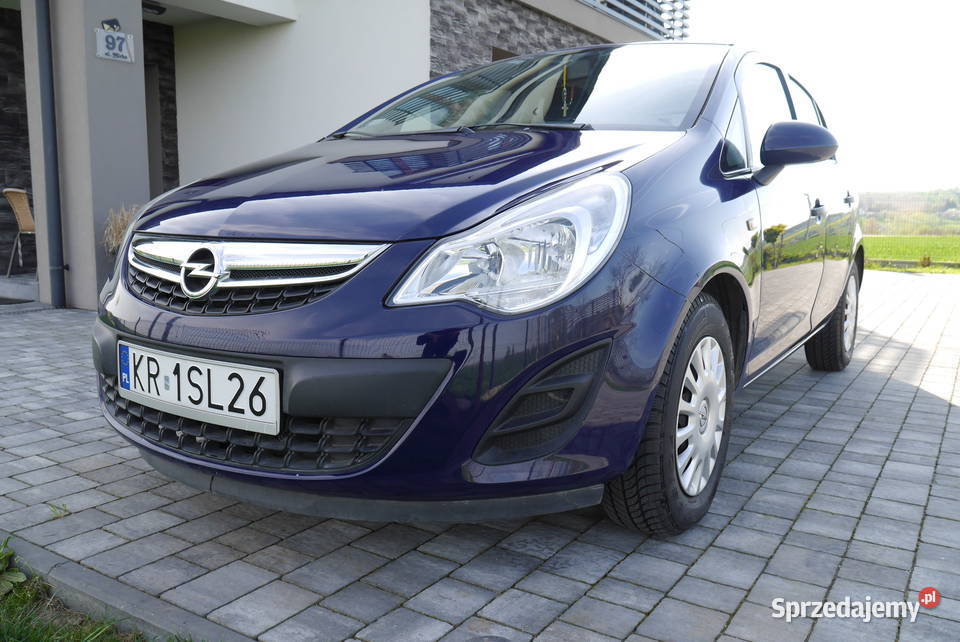 Opel corsa 2012 , benzyna, klimatyzacja 2 x koła