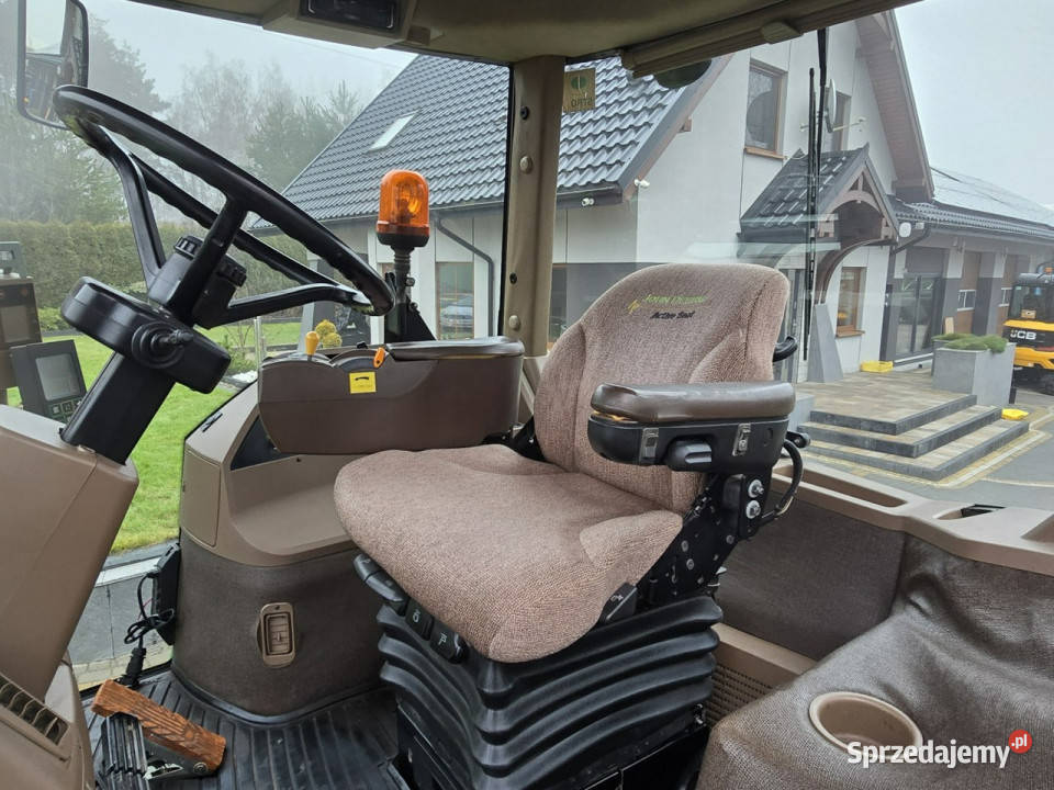 ciągniki John Deere 8220 John Deere 8220 2006 Skępe