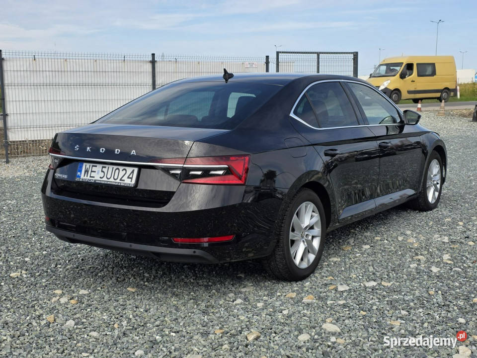 koda Superb 20 TDI Style DSG 200 2022 FV23 hak kamera cofania