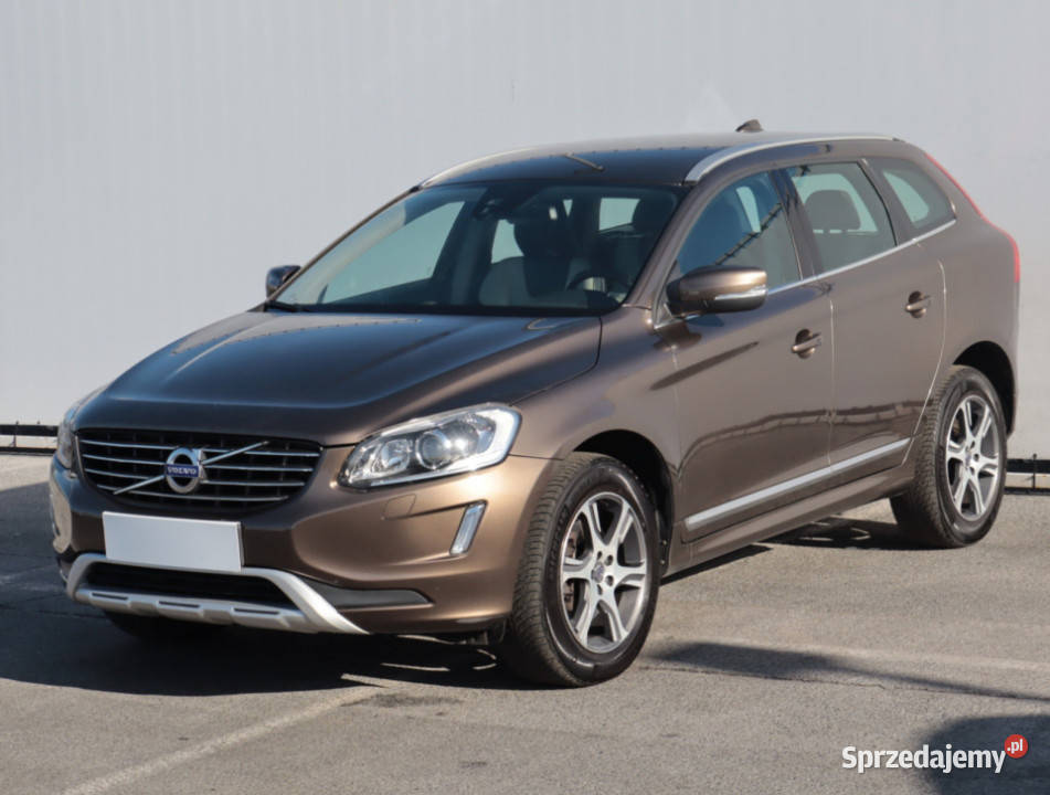 Volvo XC60 D4 elektrycznie ustawiane fotele Lublin