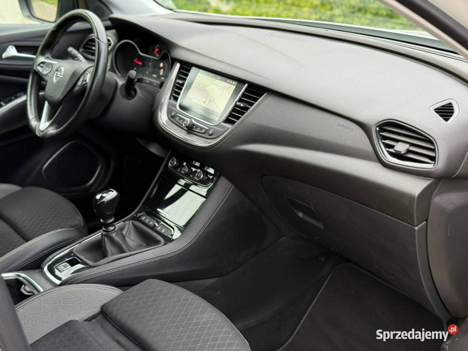 Opel Grandland X Faktura VAT 23 16 120 garażowany