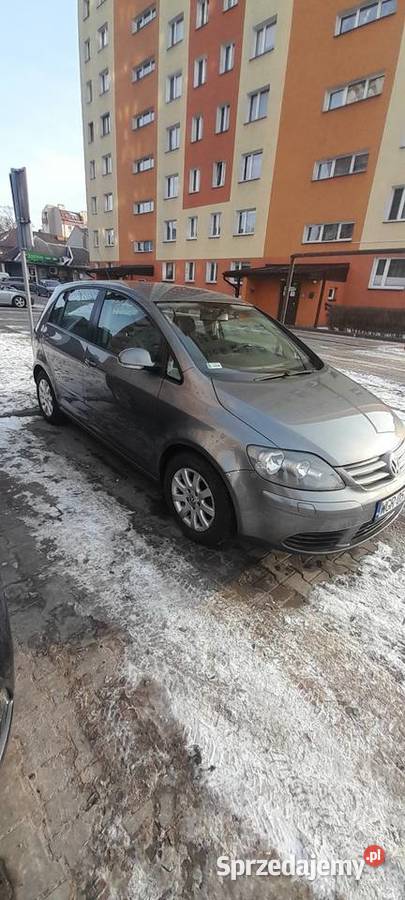 Sprzedam samochod Golf Plus 16 MPI benzgaz Radom