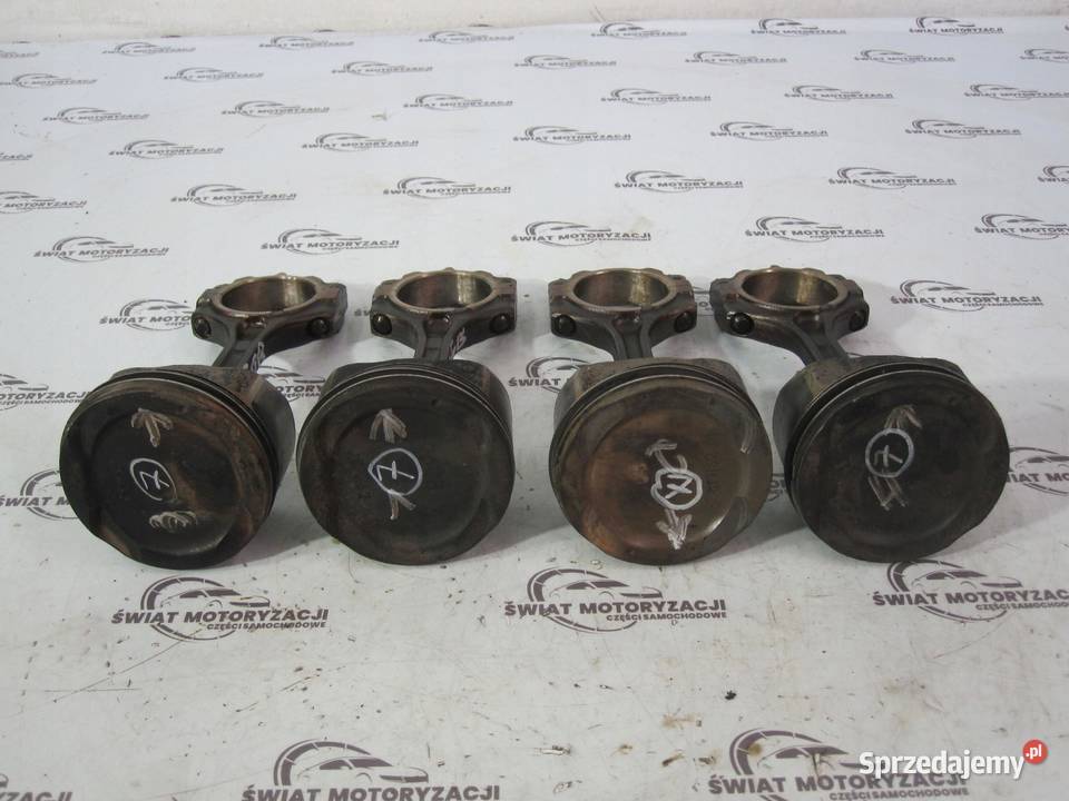 Hyundai i10 i20 G4LA 12B 14 B 10r tłok korbowód