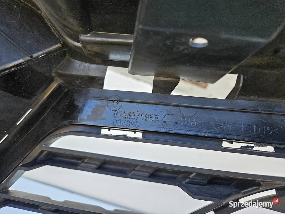 RENAULT CLIO V 5 WZMOCNIENIE GÓRNE STELAŻ GRILLA Międzychód sprzedam