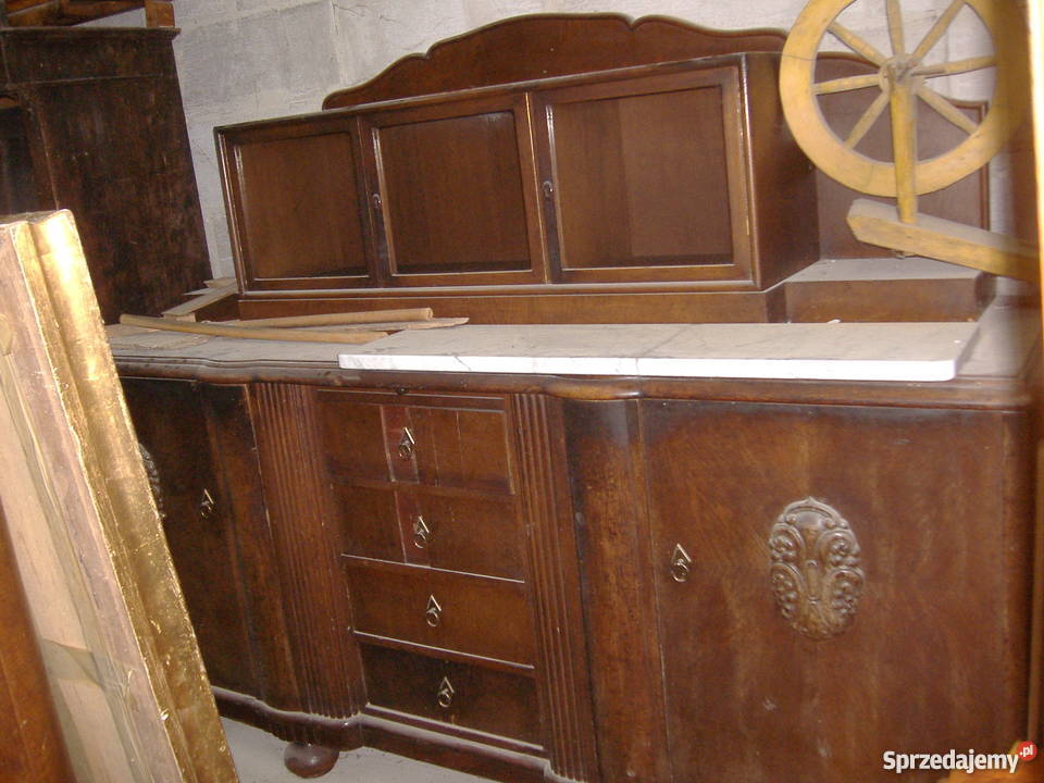 Kredens międzywojenny z nadstawką