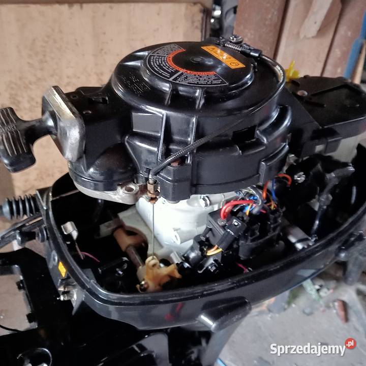 Sprzedam silnik zaburtowy Suzuki DF15 stopa L Wilków