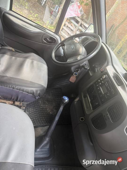 Ford transit 24 90 koni mały przebieg