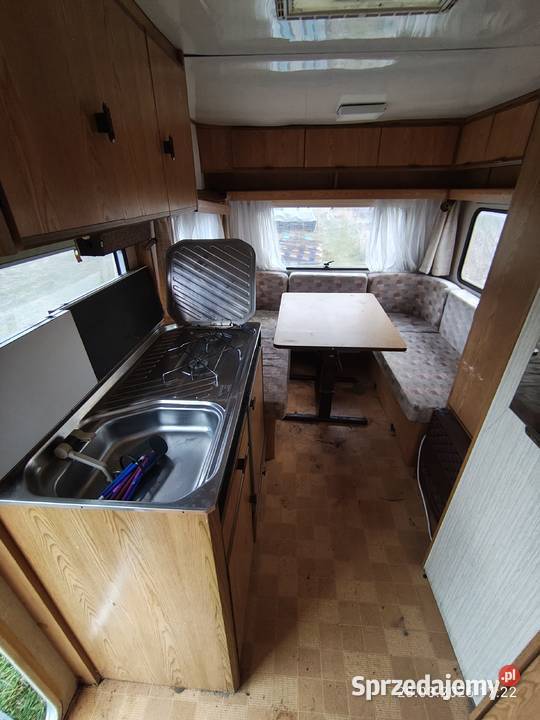 Przyczepa Kemping Domek Budowa Burstner Club Burstner Błonie