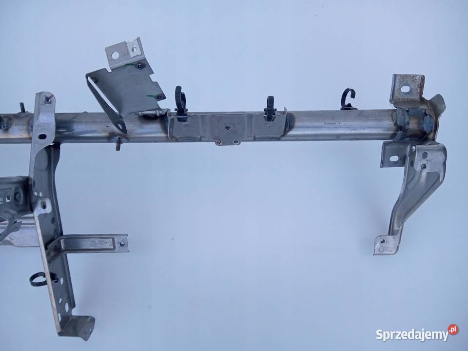 STELAŻ DESKI ROZDZIELCZEJ MITSUBISHI PAJERO osobowe Nowy Tomyśl