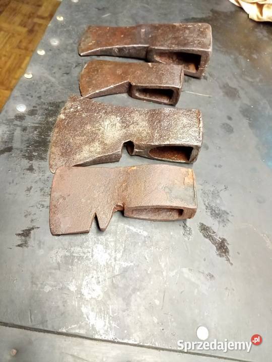 Siekiera stara sygnowana sprzedam