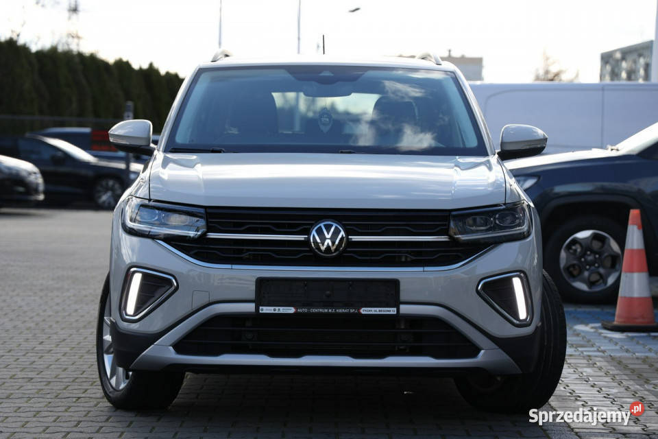 Volkswagen TCross Volkswagen TCross 10 TSI LIFE SUV Volkswagen Tychy