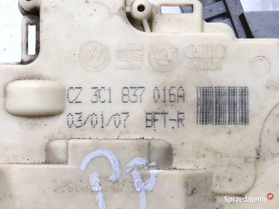 ZAMEK DRZWI PRAWY PRZÓD AUDI Q7 4L Hatchback podkarpackie