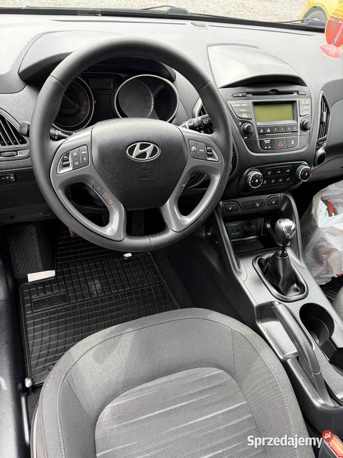 Hyundai ix35 ładny bez rdzy Niemcy benzyna hak Trześń