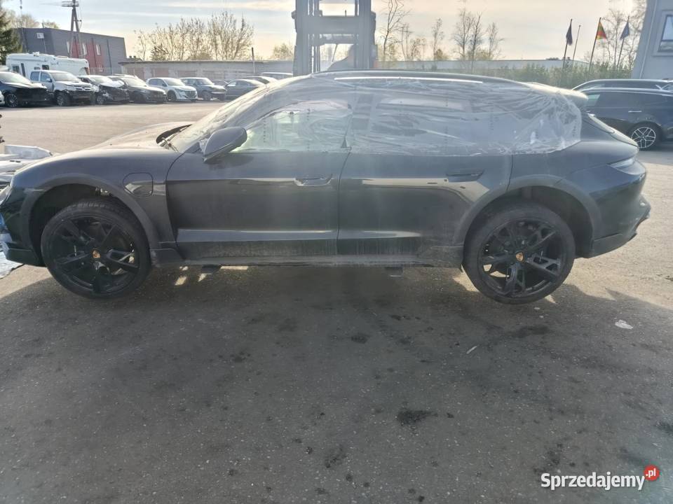 PORSCHE Taycan Sport Turismo Y14S Performance Warszawa