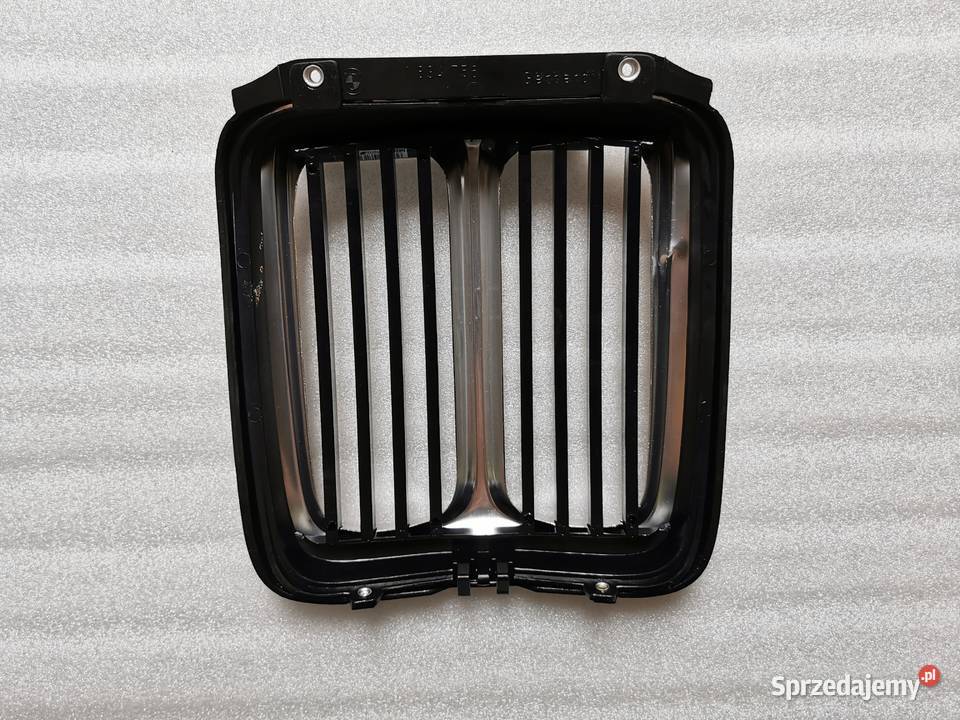 Atrapa Grill Środkowy Nerka BMW 3 E21 osobowe mazowieckie Wyszków sprzedam